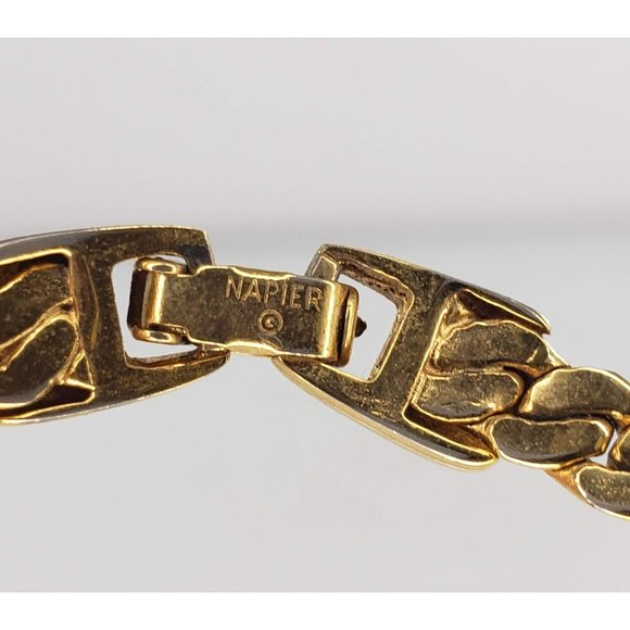 Vintage Napier Gold Toned Chain Bracelet Costume Jewelry - Picture 3 of 8